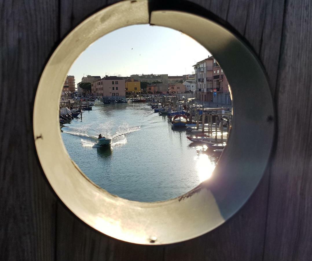 El Capitan De Mar Apartment Chioggia Bagian luar foto